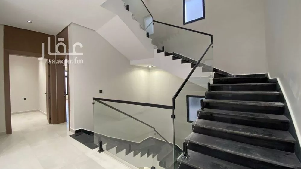 7 bedroom villa in Al Lulu 4