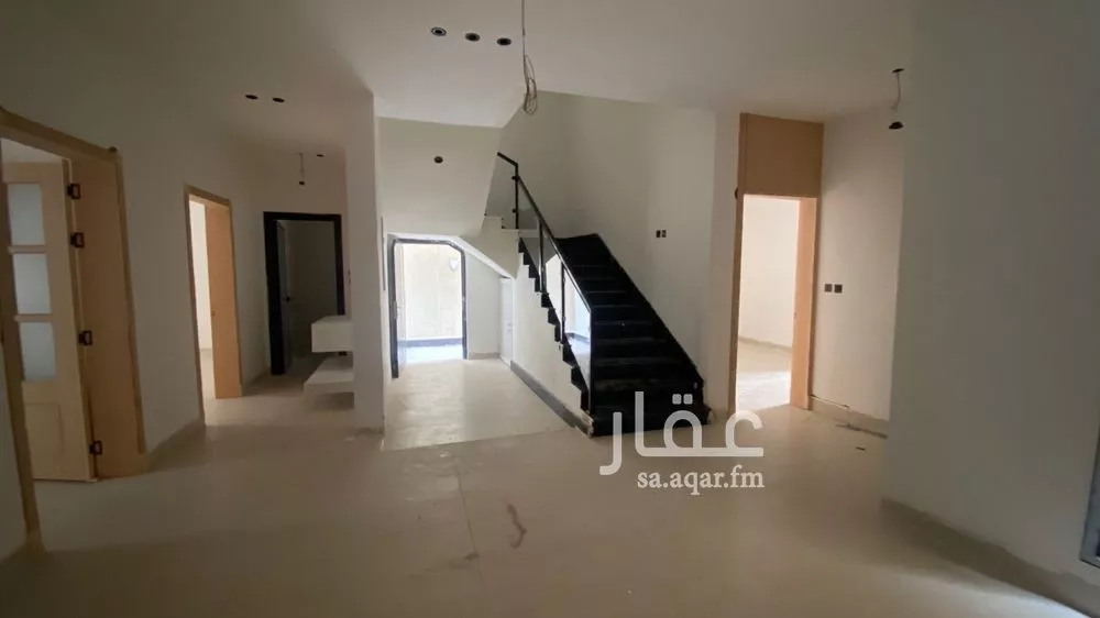 فيلا 6 غرف في الشراع 3