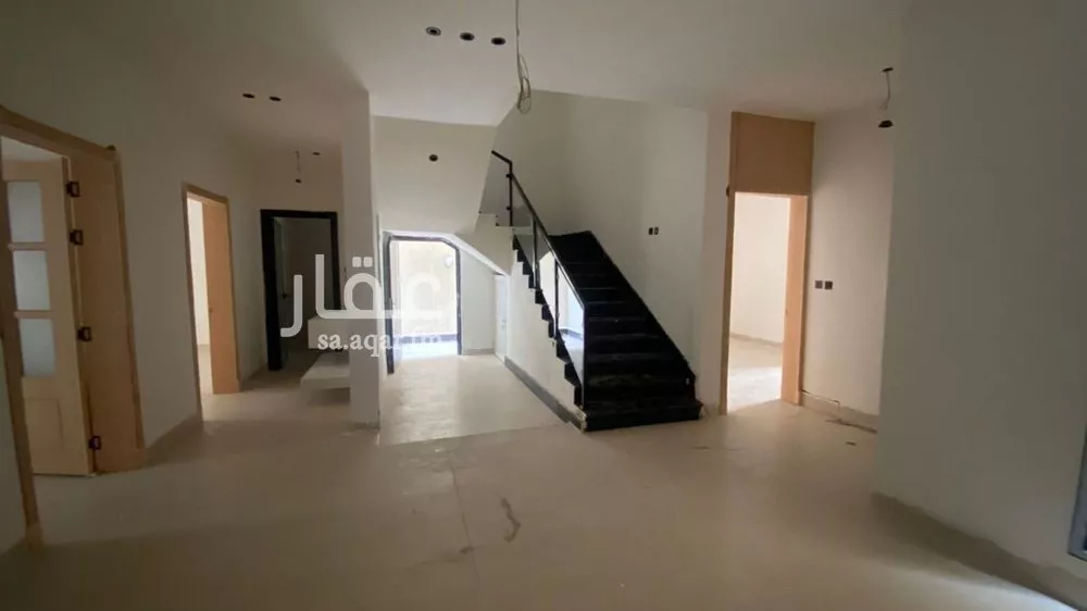 فيلا 6 غرف في الشراع 7