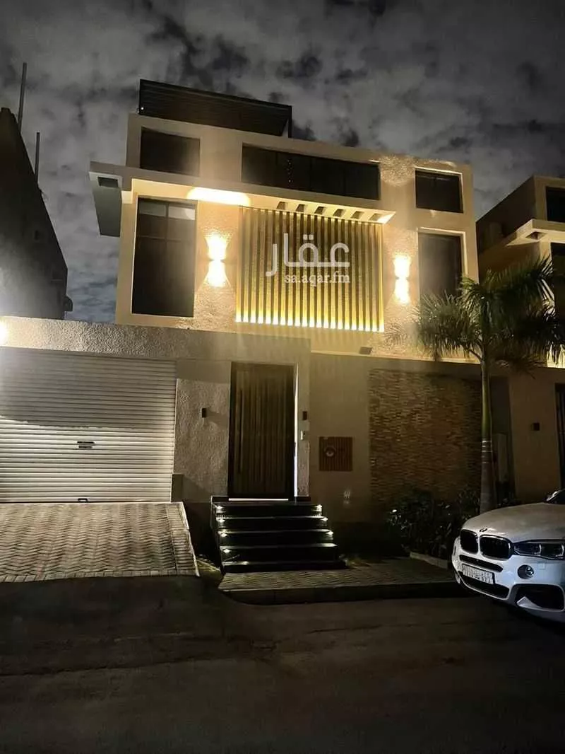 6 bedroom villa in Az Zomorod 19