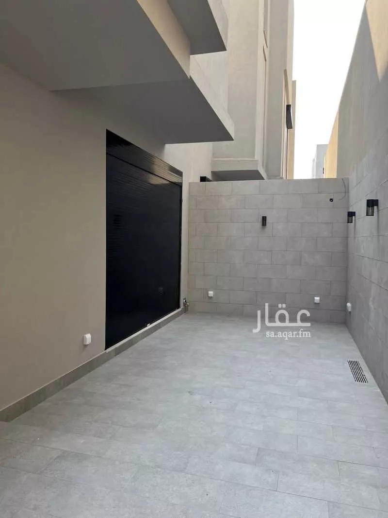فيلا 10 غرف في الشاطئ 2