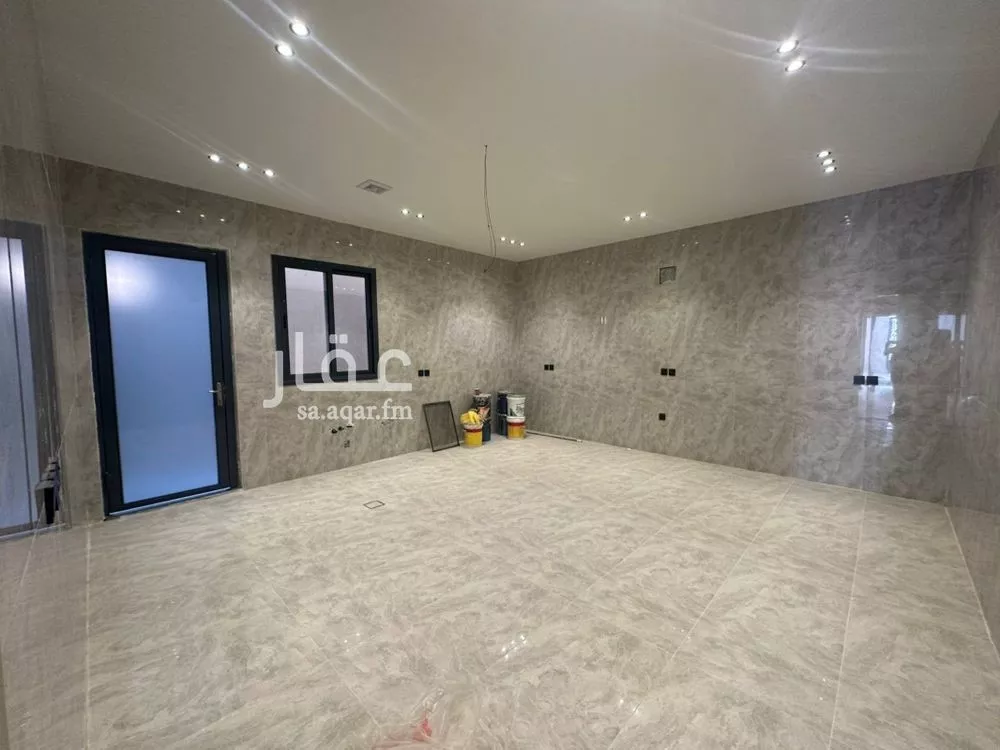 7 bedroom villa in Al Sufun 5
