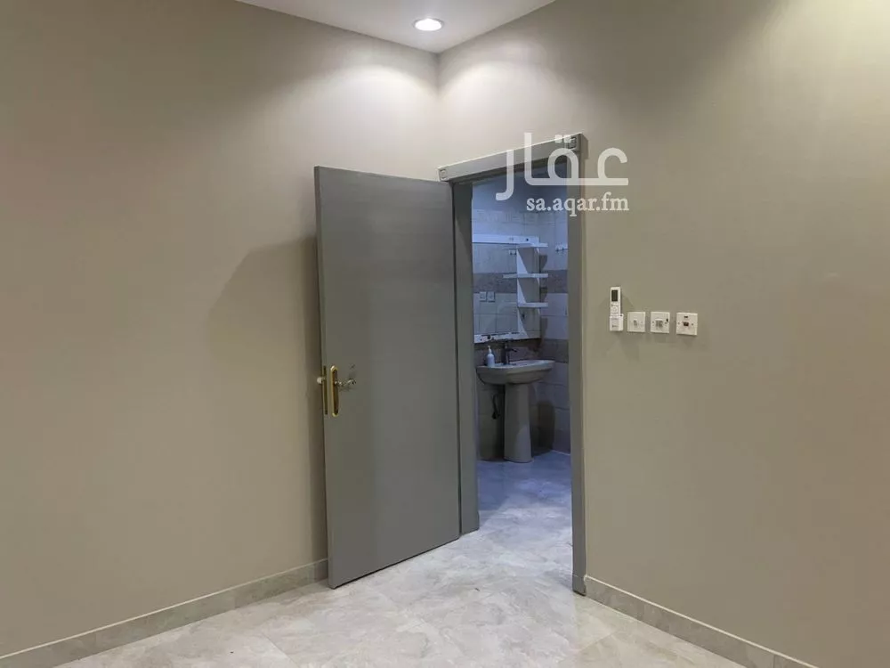 3 bedroom apartment in Al Uraija Al Gharbiyah, Riyadh 5