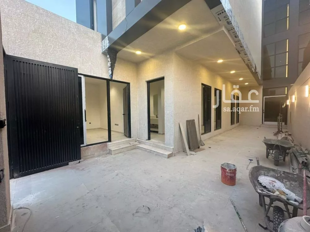 7 bedroom villa in As Sawari 5