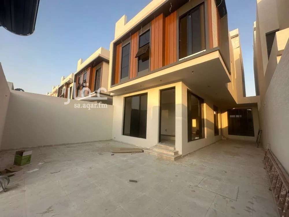 7 bedroom villa in Al Lulu 8