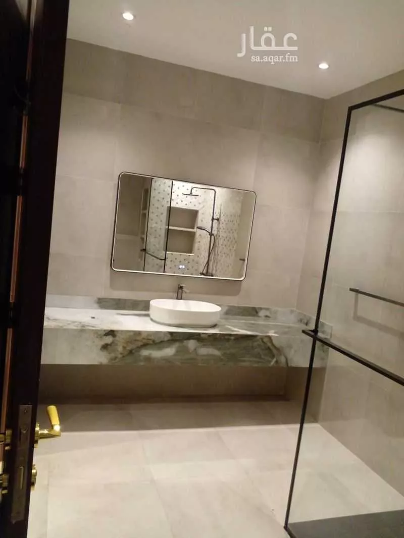 7 bedroom villa in Al Zahra 11