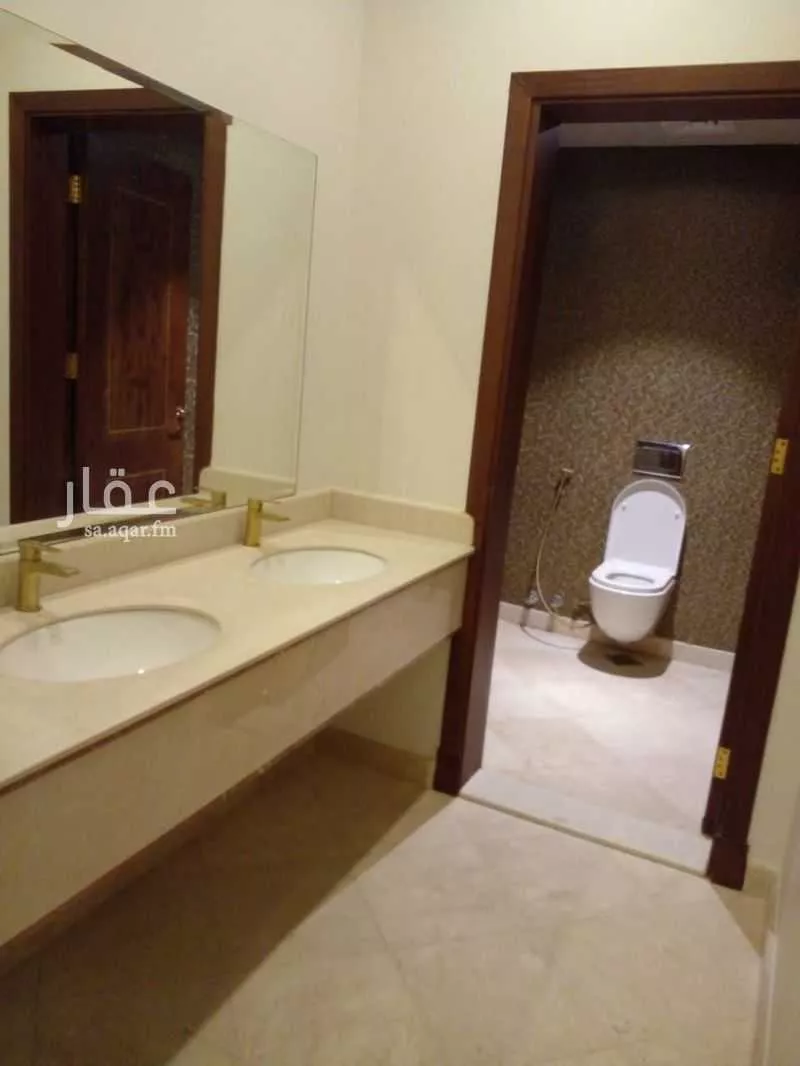 7 bedroom villa in Al Zahra 14