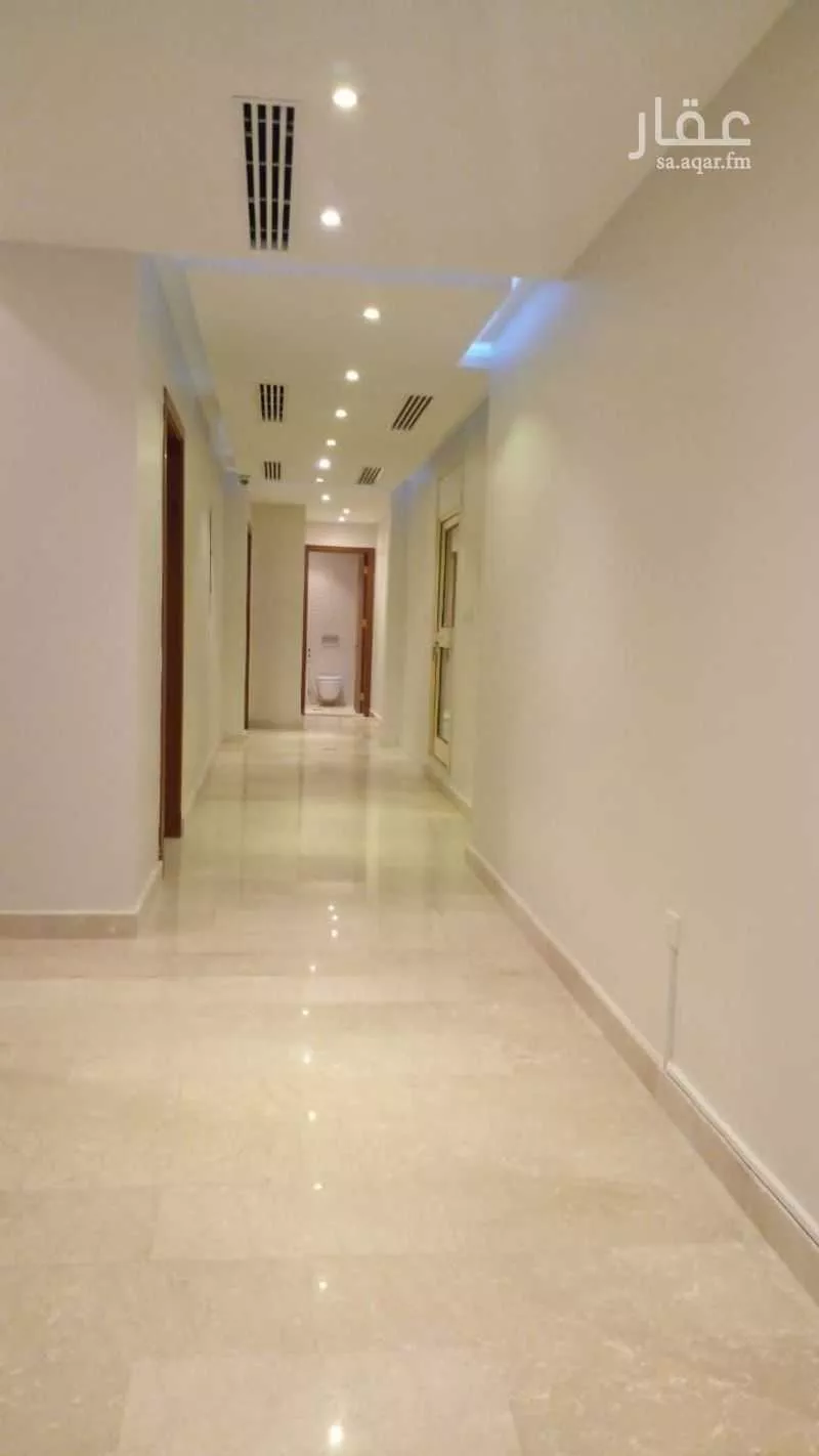 7 bedroom villa in Al Zahra 17