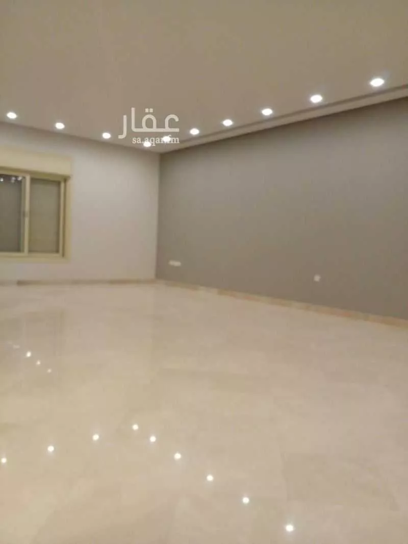 7 bedroom villa in Al Zahra 8