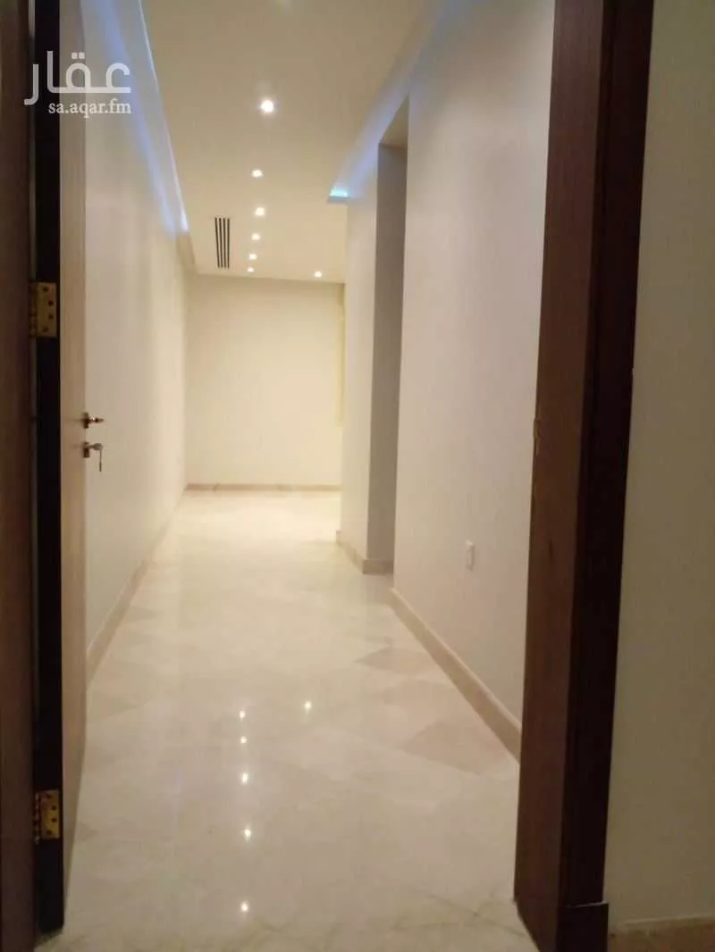 7 bedroom villa in Al Zahra 10