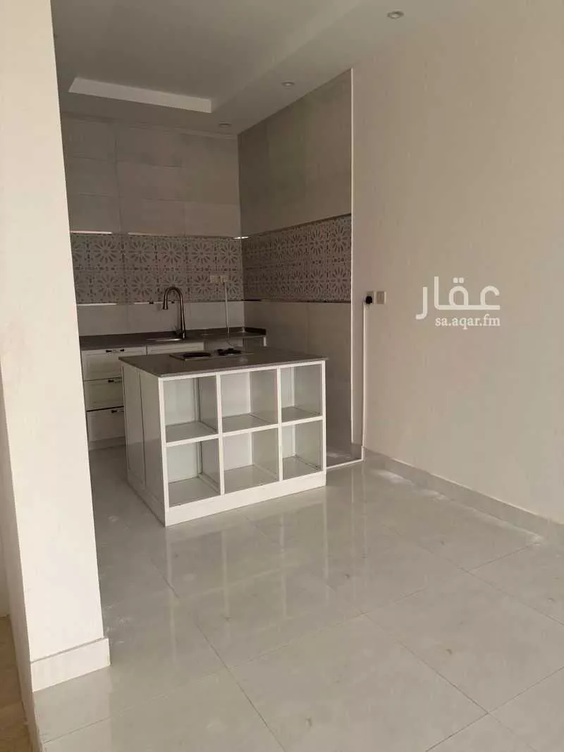 فيلا 7 غرف في الساحل 16
