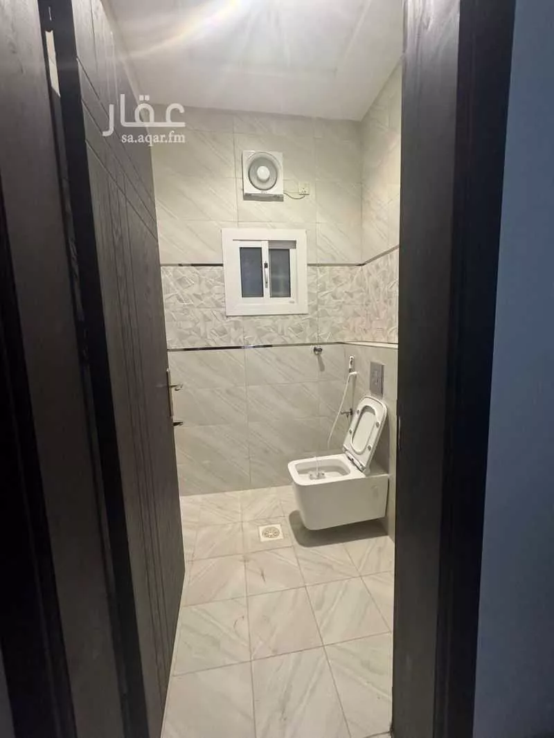 فيلا 7 غرف في الساحل 7