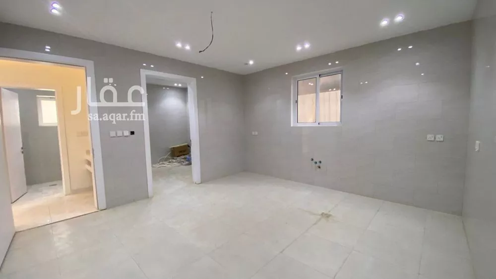 7 bedroom villa in Al Buhairah 12