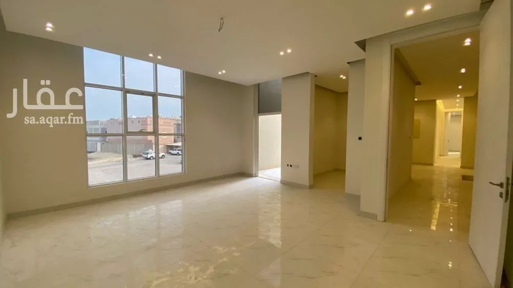 7 bedroom villa in Al Buhairah 4
