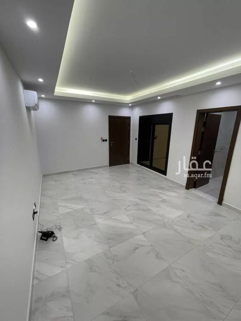 4 bedroom villa in Al Yaqout 13
