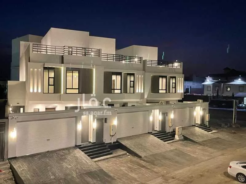 4 bedroom villa in Al Yaqout 16