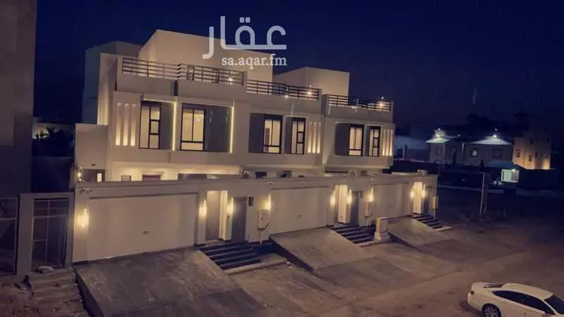 4 bedroom villa in Al Yaqout 8