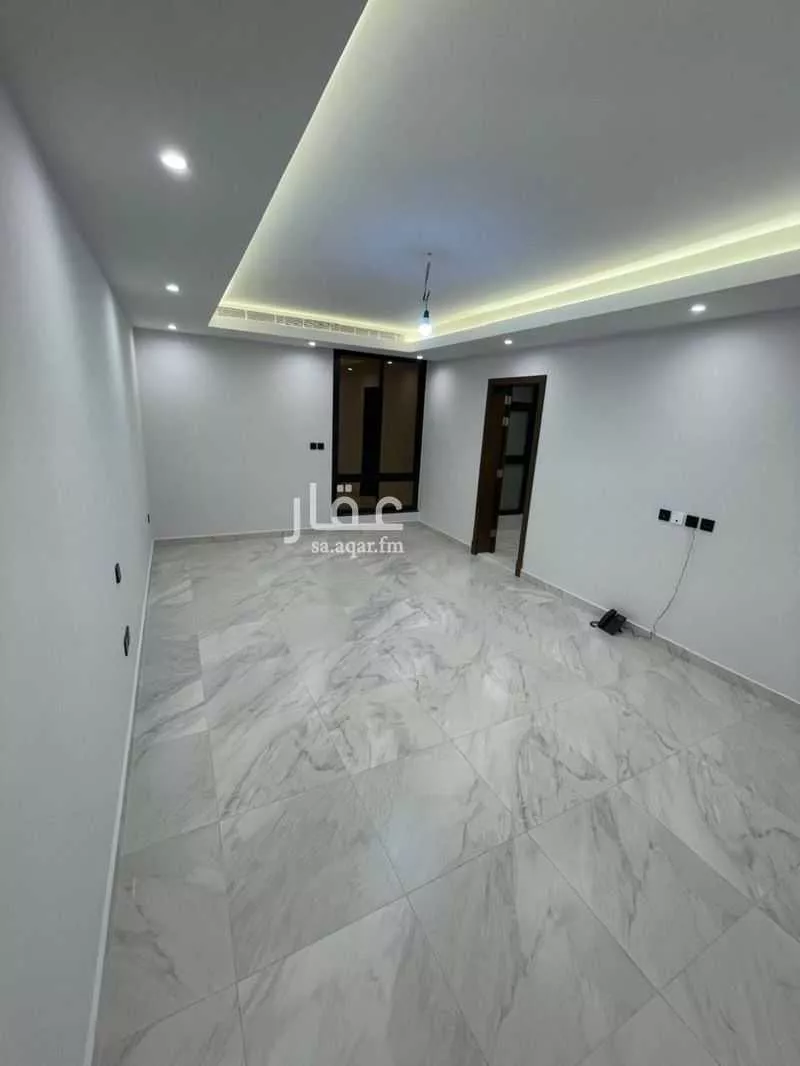 4 bedroom villa in Al Yaqout 9