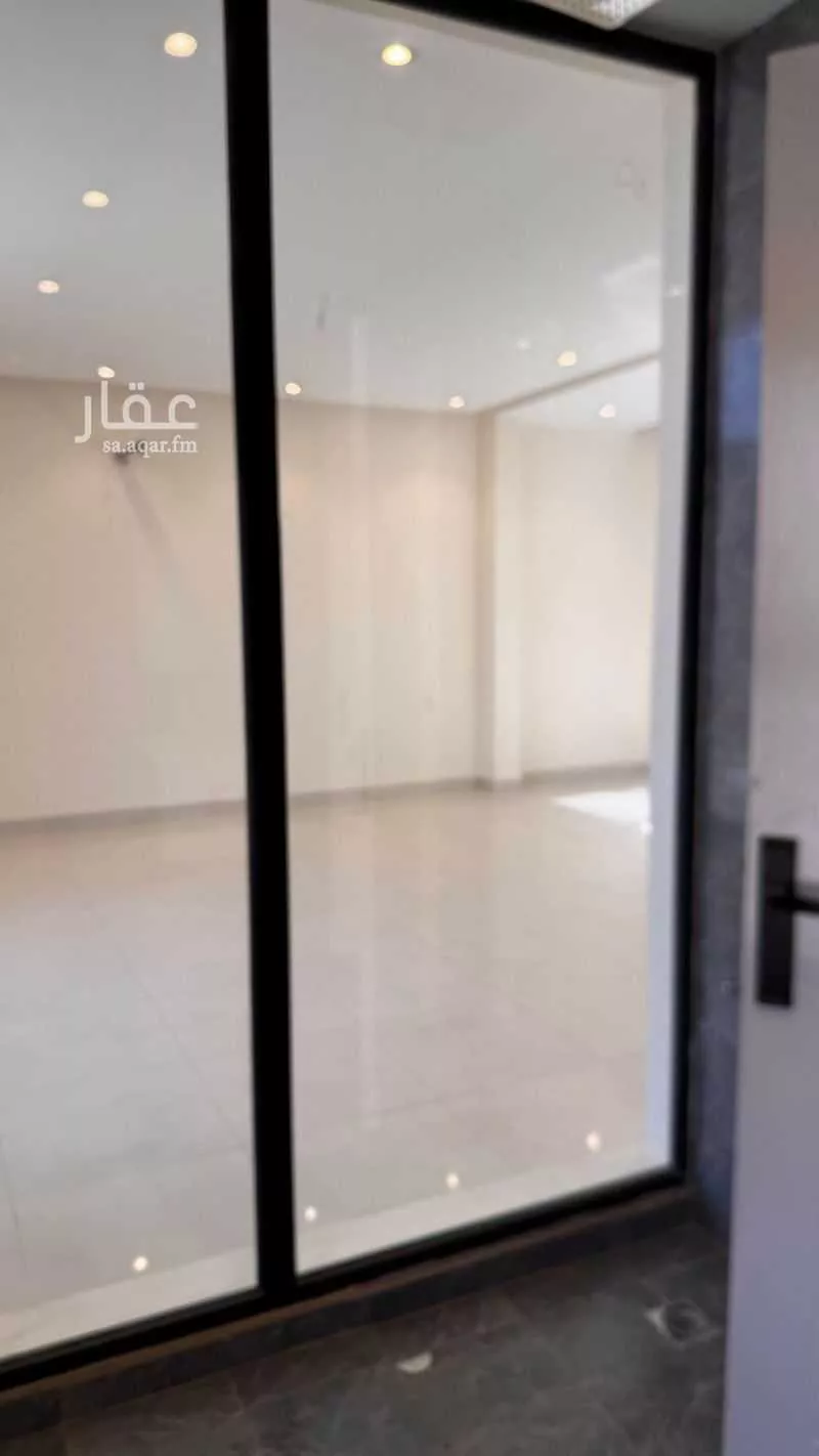 فيلا 5 غرف في الياقوت 4
