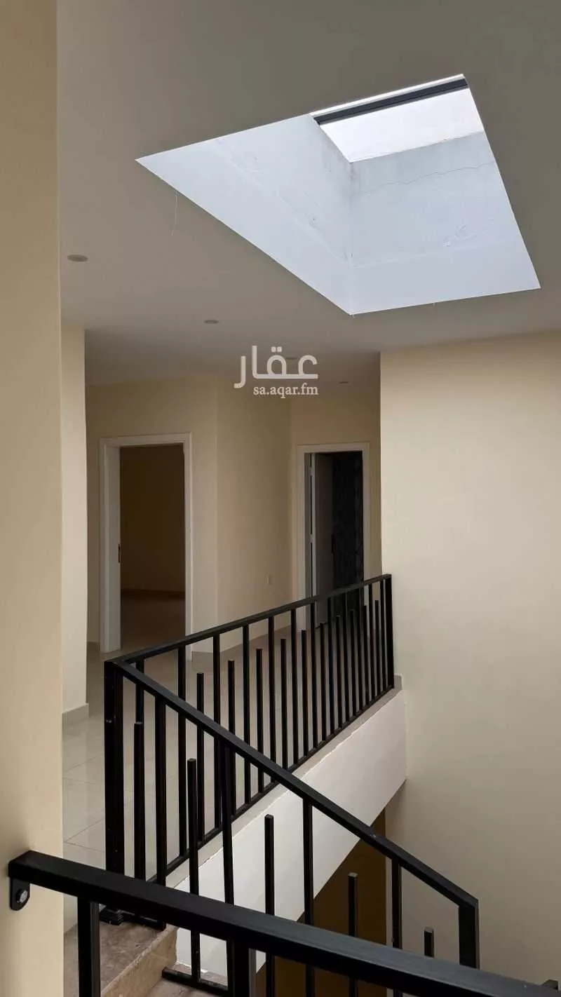 فيلا 5 غرف في الياقوت 9