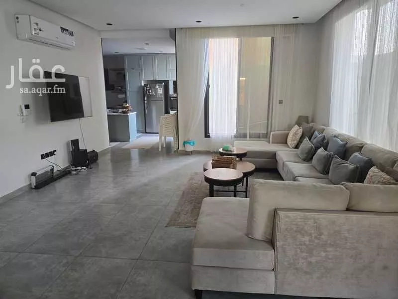 فيلا 4 غرف في الياقوت 3