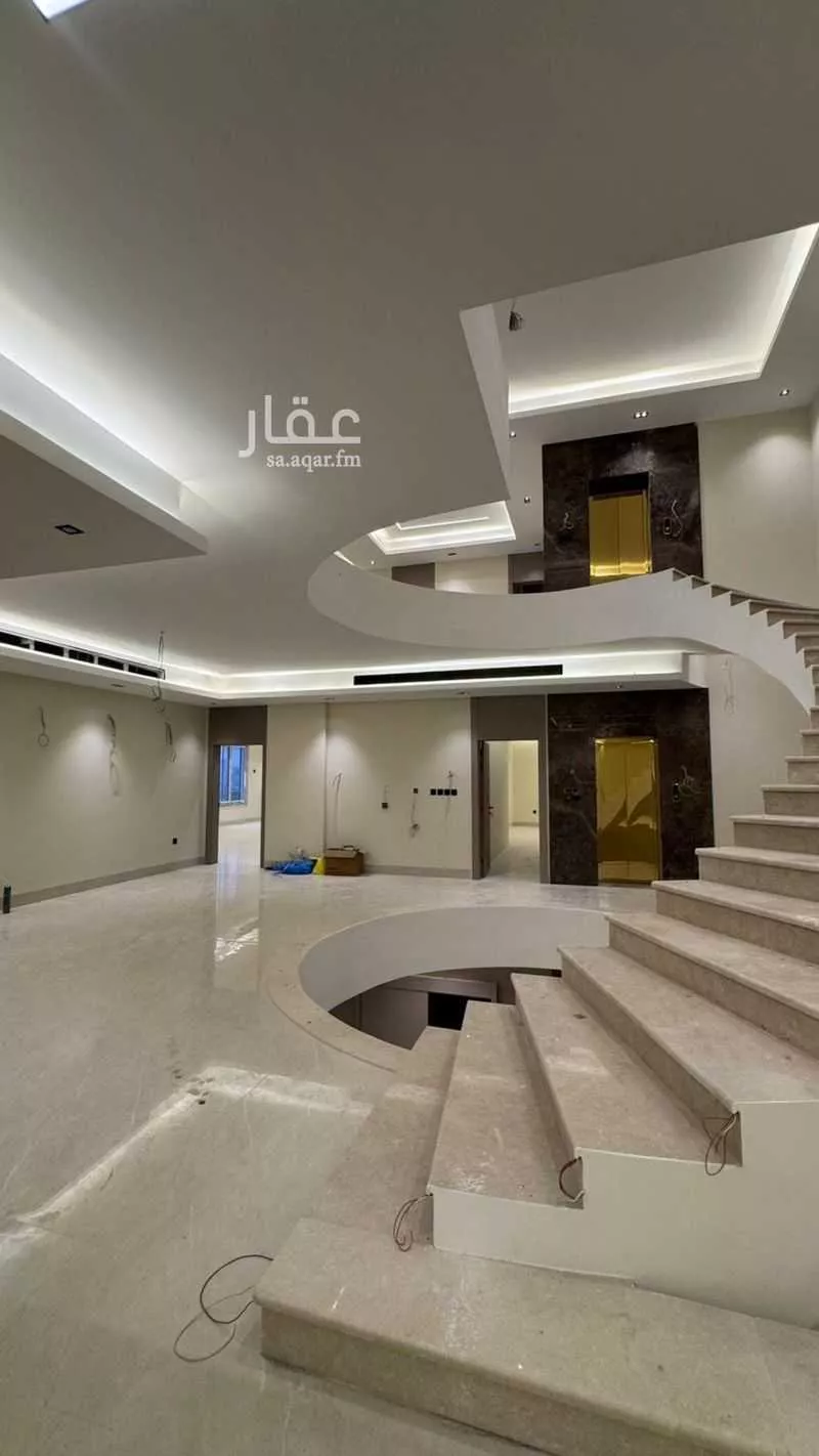فيلا 7 غرف في طيبة 6