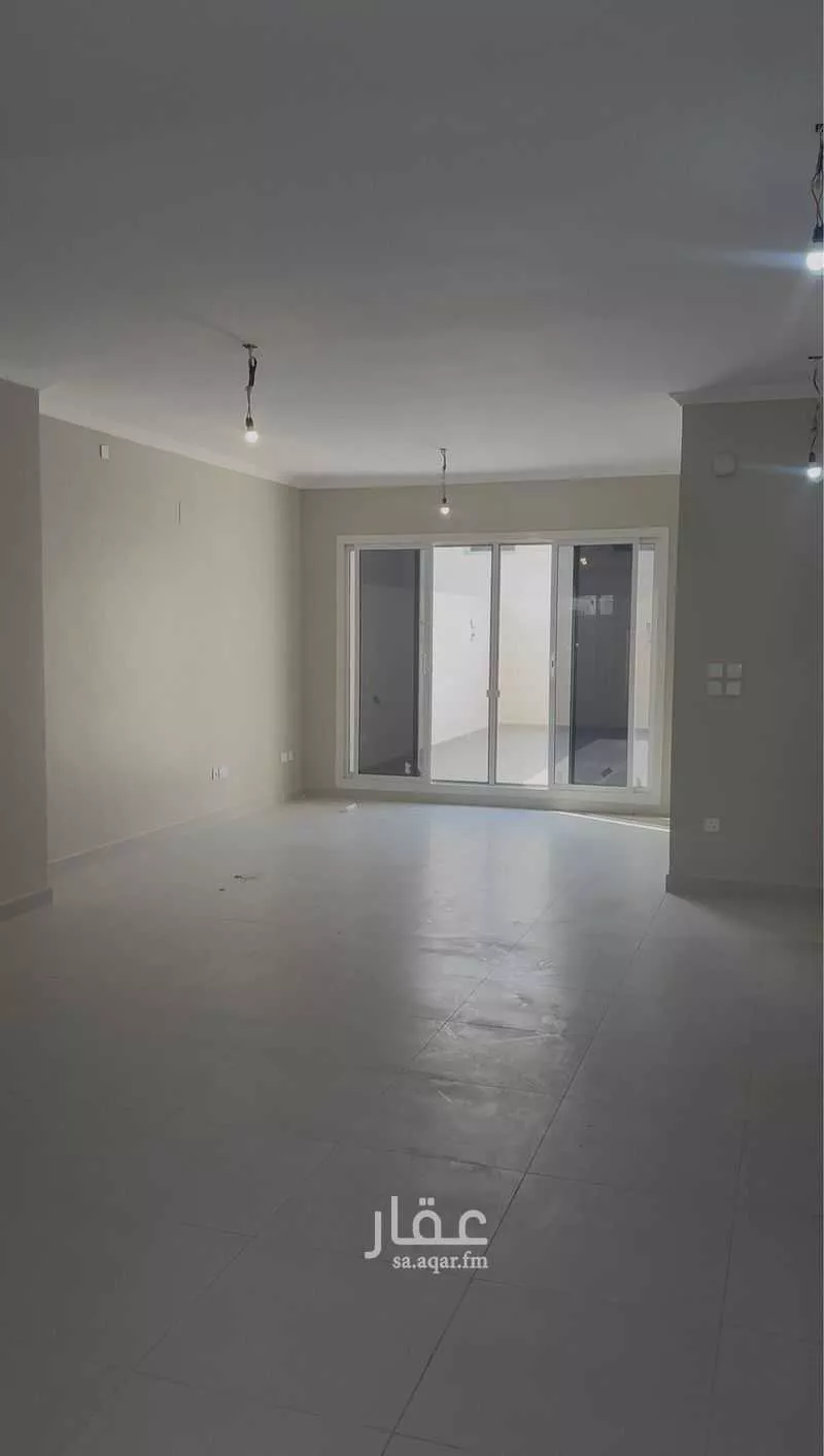5 bedroom villa in Al Falah 11