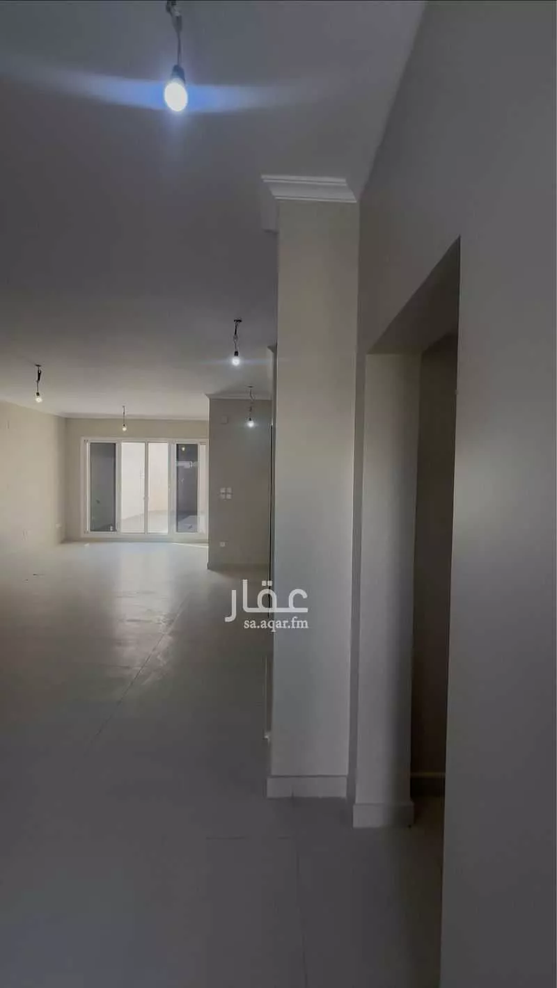 5 bedroom villa in Al Falah 4