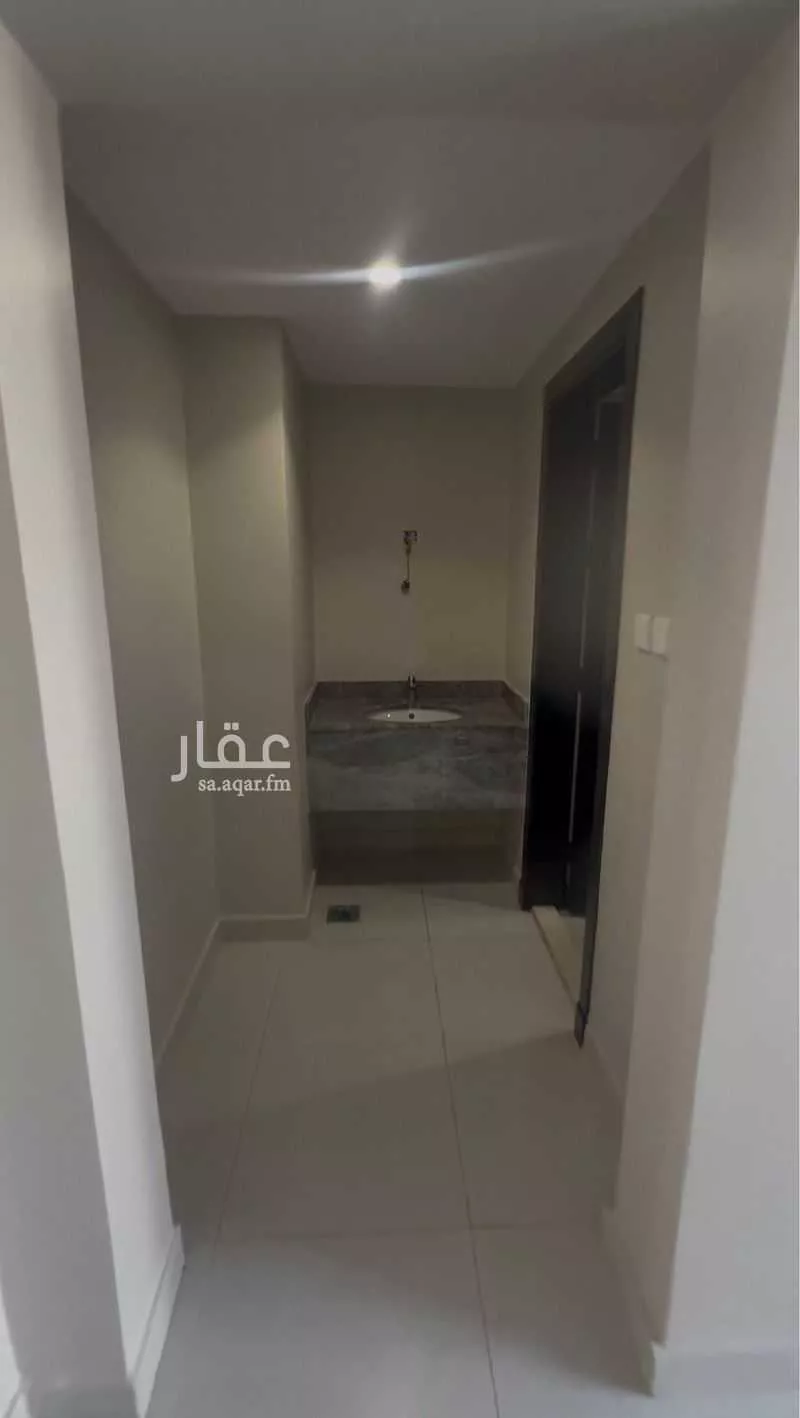 5 bedroom villa in Al Falah 9