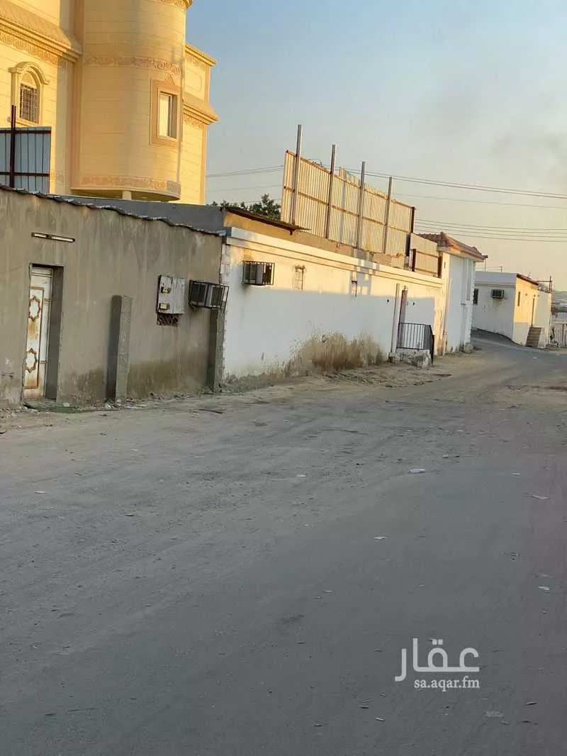 فيلا 6 غرف في ام السلم 12