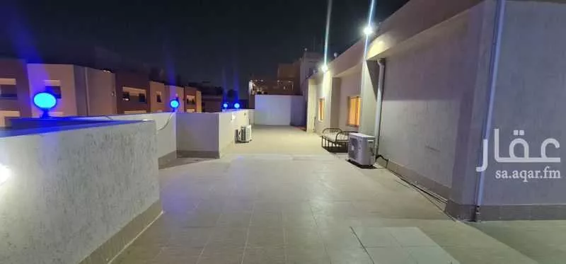فيلا 4 غرف في الشرفية 10