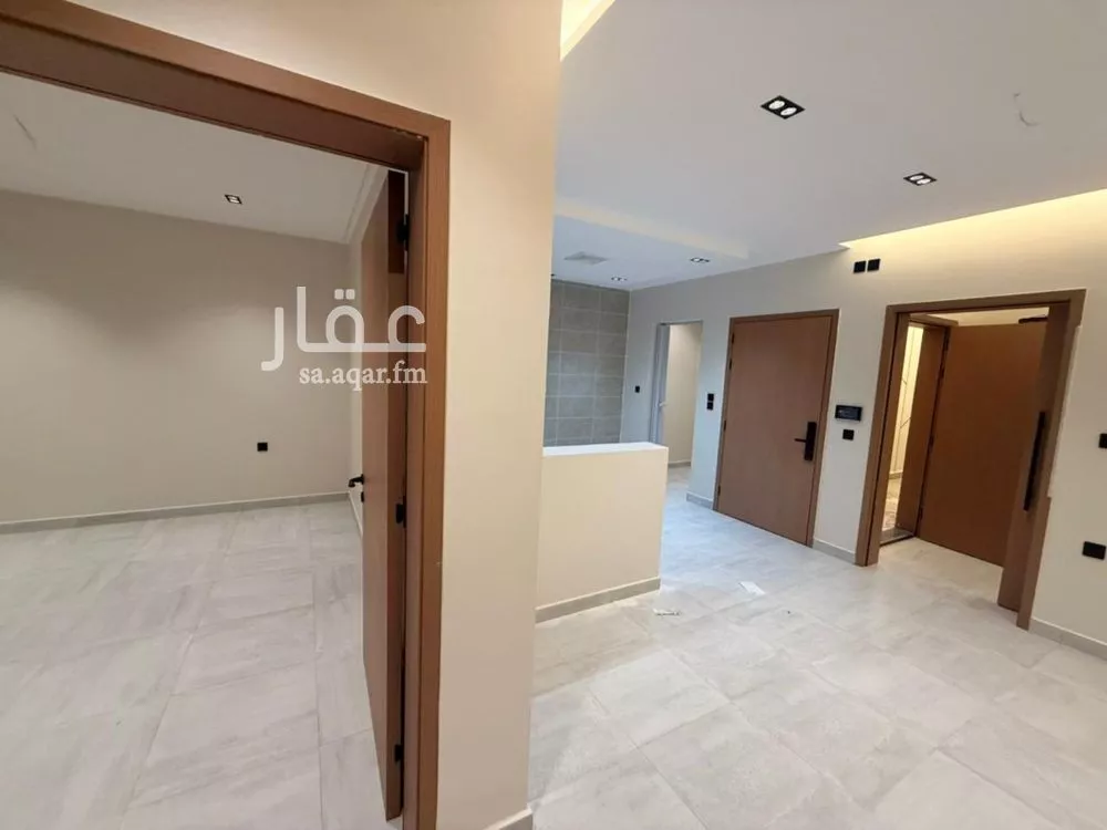 3 bedroom apartment in Al Nuzhah 6