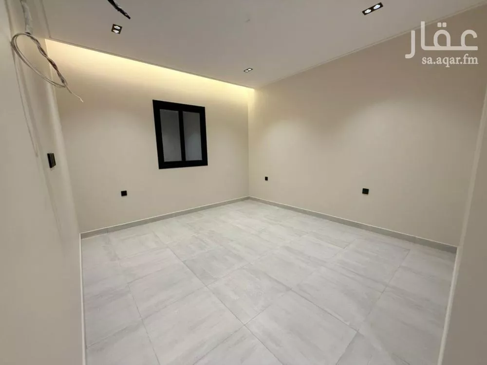 3 bedroom apartment in Al Nuzhah 10