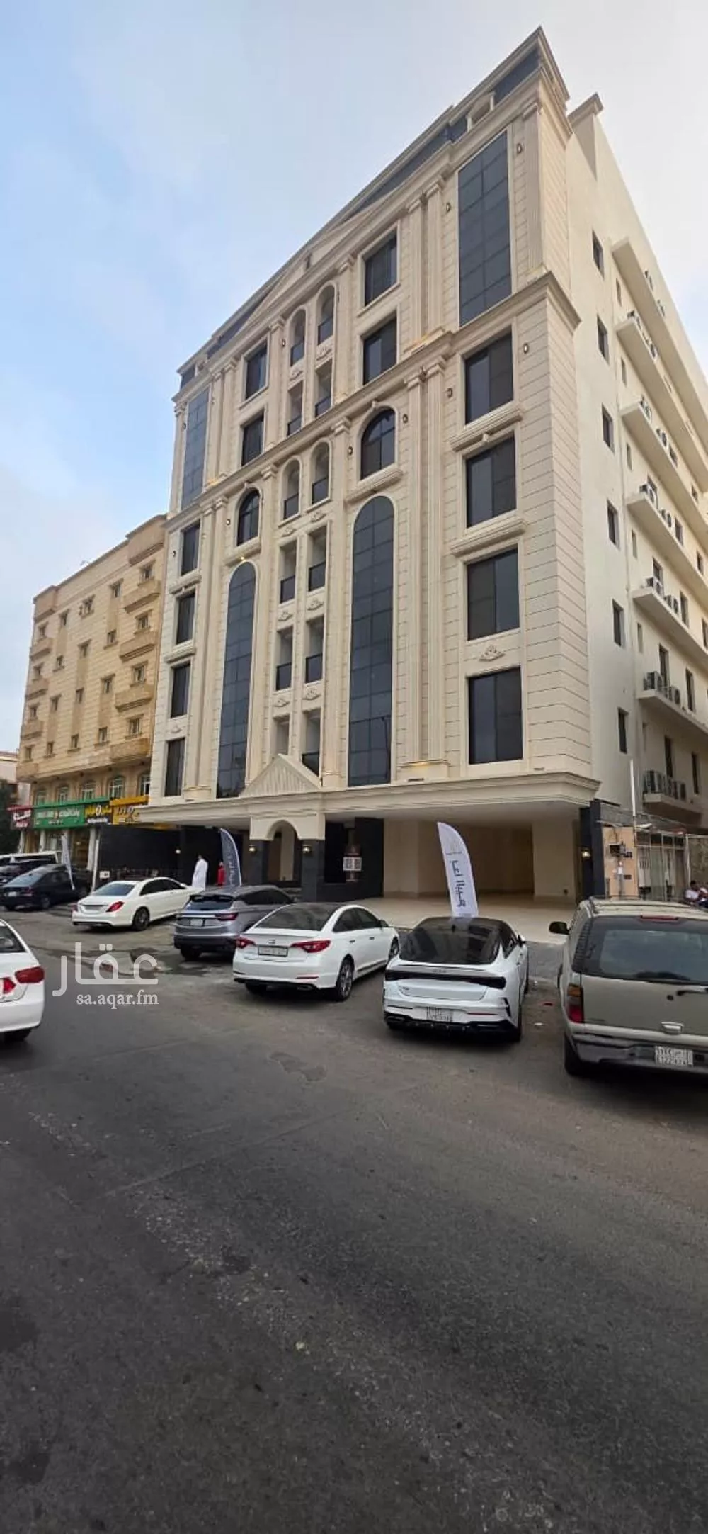 5 bedroom apartment in Al Zahra 9