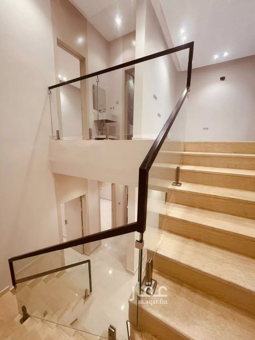 4 bedroom villa in Al Munsiyah, Riyadh 5