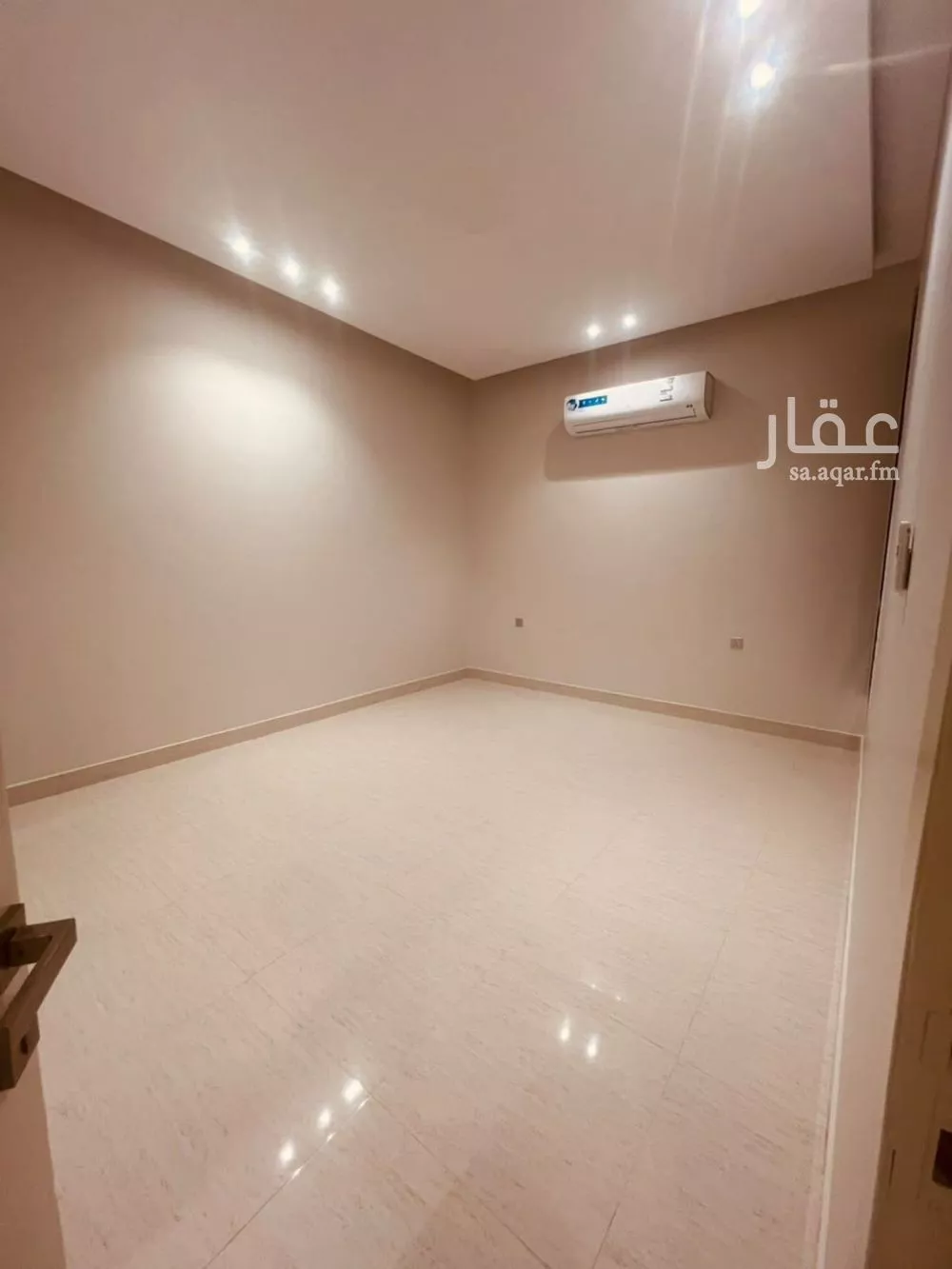 4 bedroom villa in Al Munsiyah, Riyadh 4