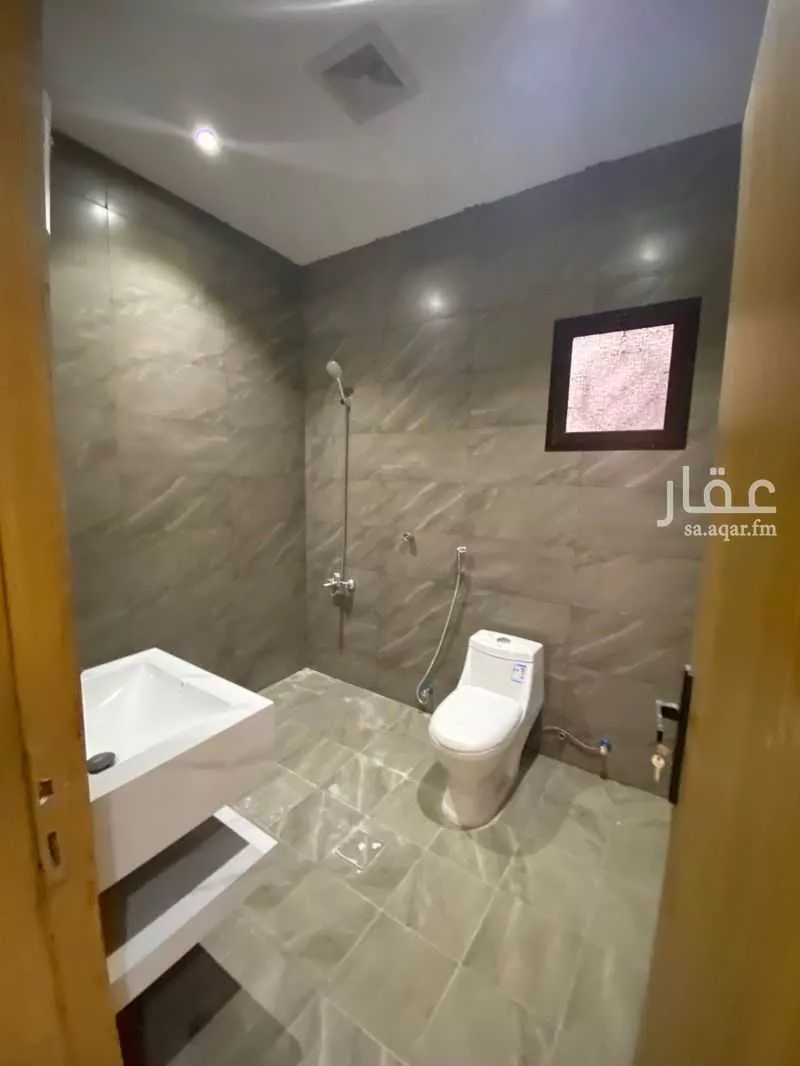 4 bedroom apartment in Al Zahrah, Riyadh 12