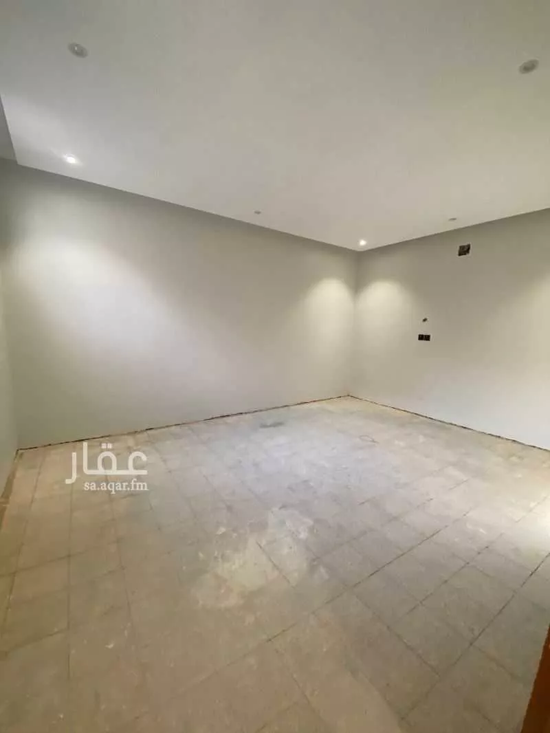 4 bedroom apartment in Al Zahrah, Riyadh 17