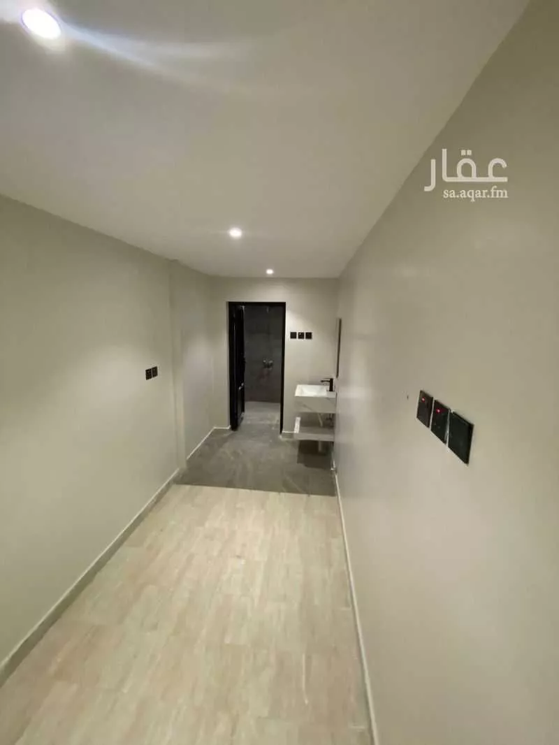 4 bedroom apartment in Al Zahrah, Riyadh 5