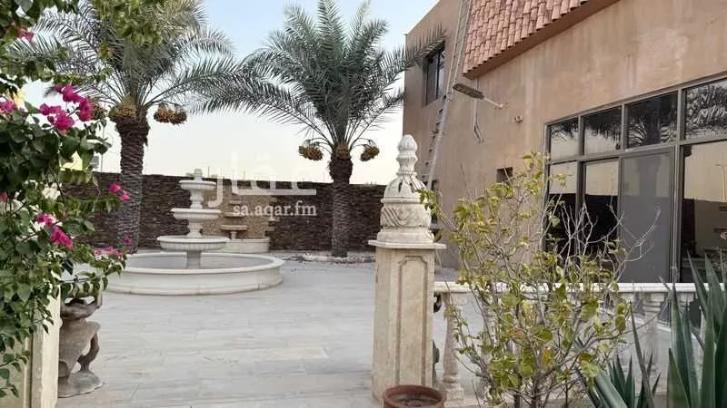 4 bedroom villa in At Tahliyah, Eastern Province 2
