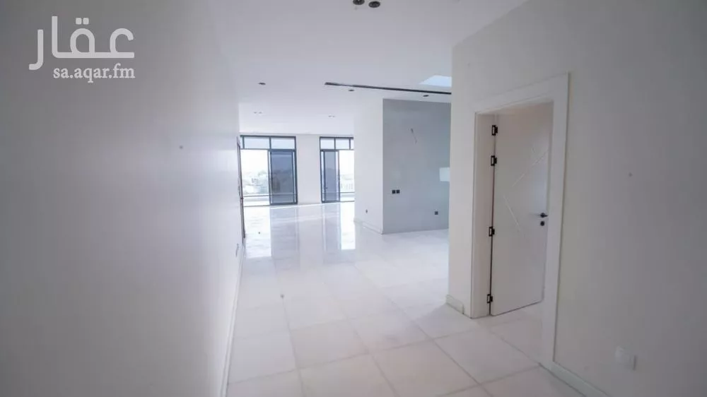 5 bedroom apartment in Al Zahra 12