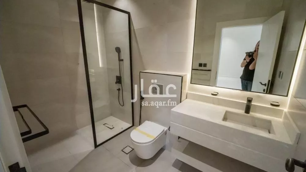 5 bedroom apartment in Al Zahra 14