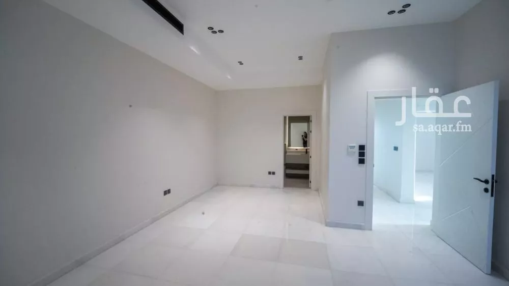 5 bedroom apartment in Al Zahra 23