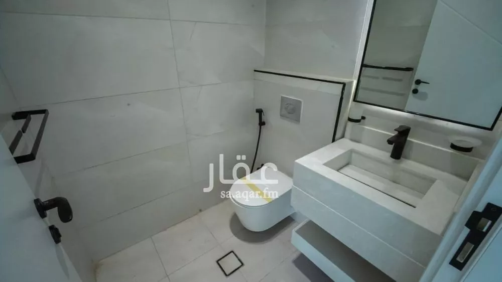5 bedroom apartment in Al Zahra 10