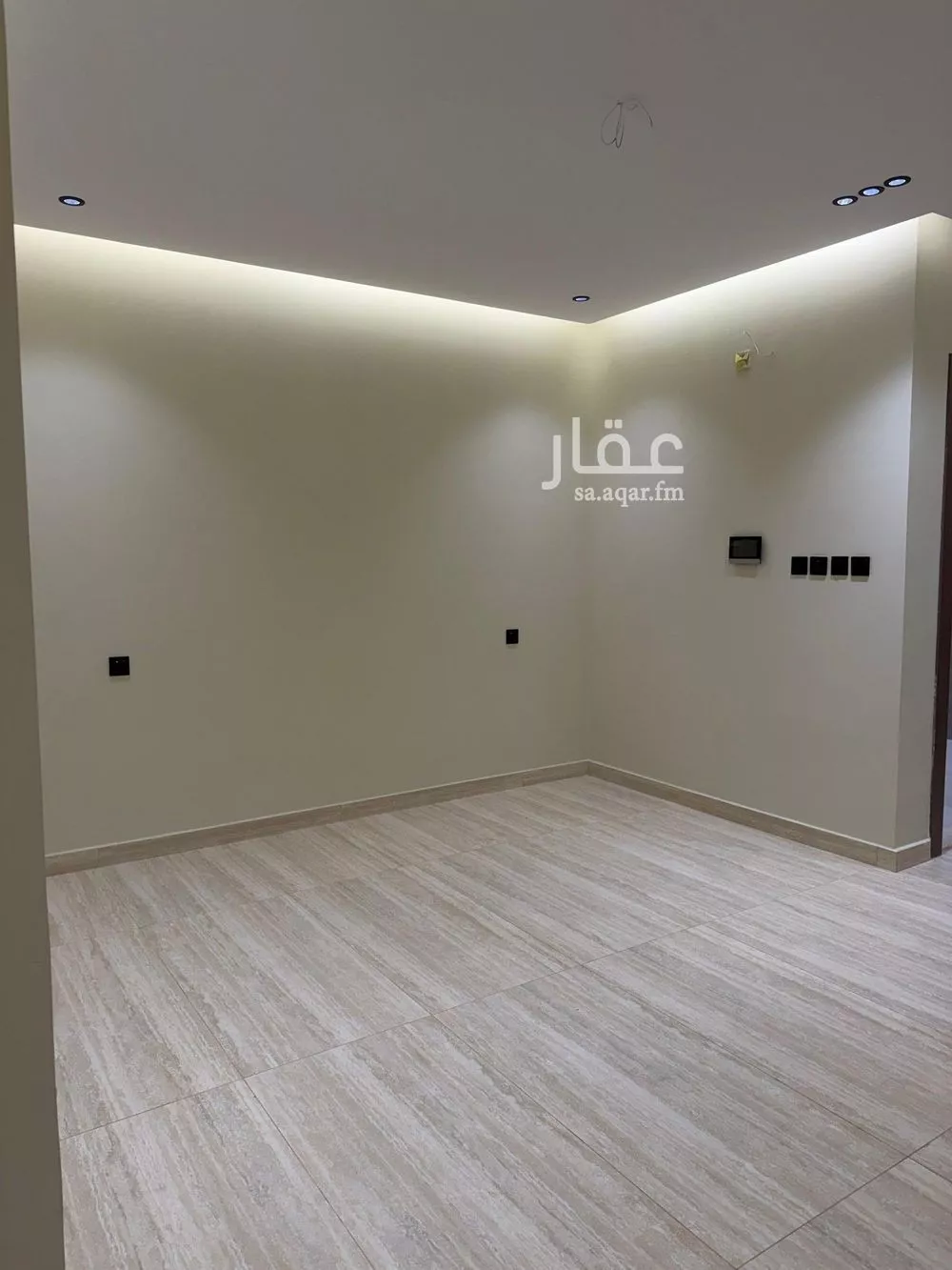 4 bedroom apartment in Al Rawdah 8