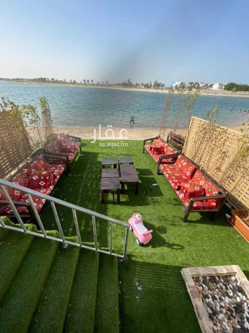 4 bedroom villa in Al Murjan 8