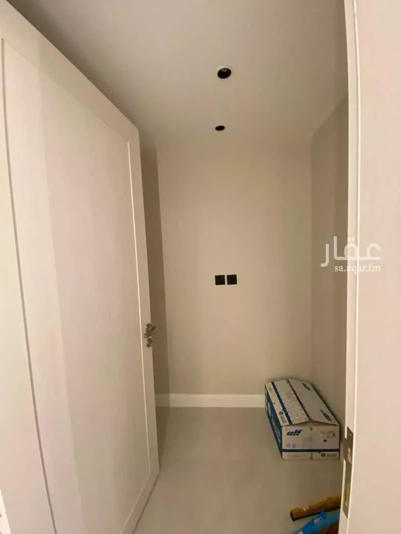 4 bedroom apartment in Shawran, Madinah 8