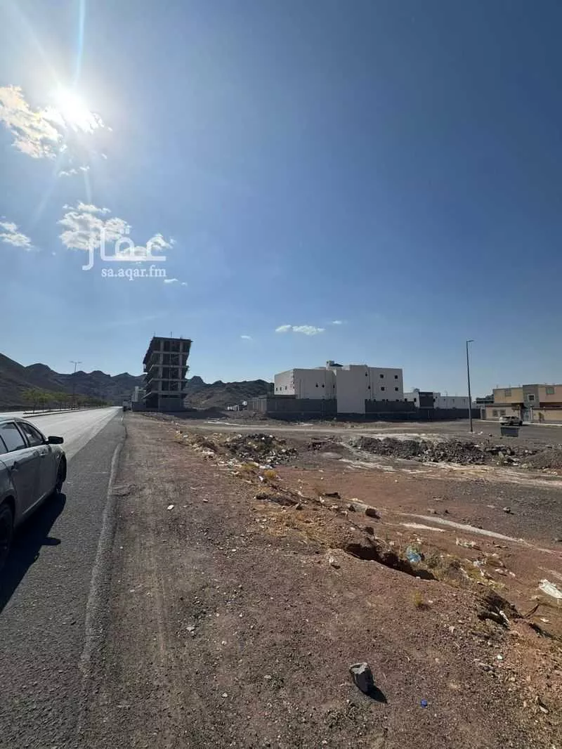 land in Al Sakb, Madinah 2