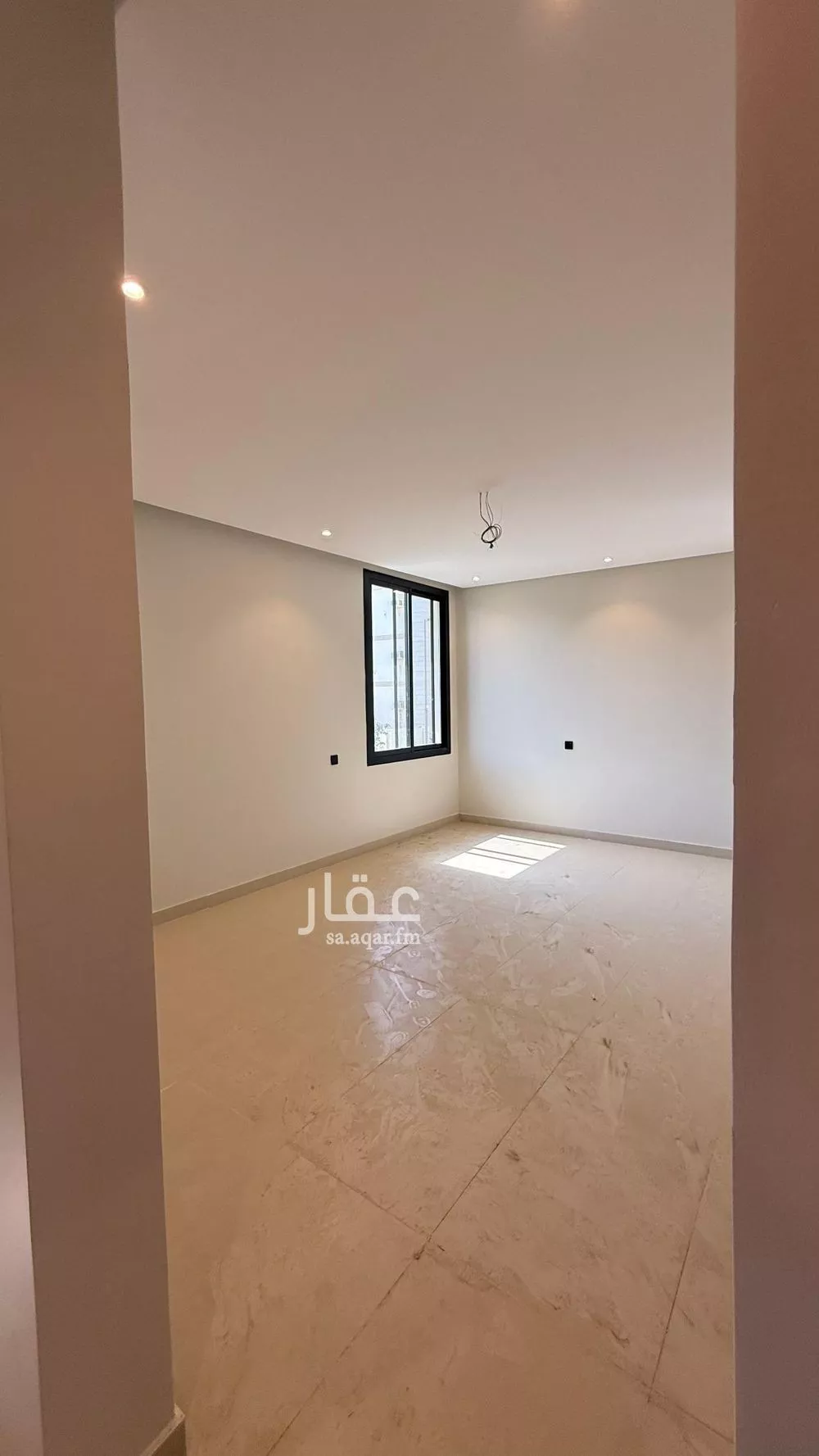 شقة 3 غرف في الجامعة 7
