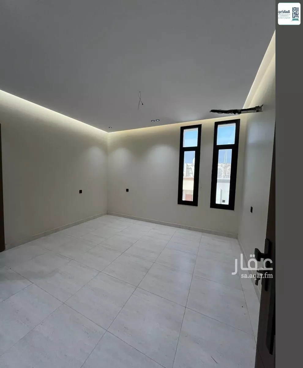 شقة 4 غرف في الروضة 7